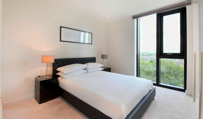 2 Bedroom Flat To Rent In St Gabriel Walk, Elephant And Castle, SE1