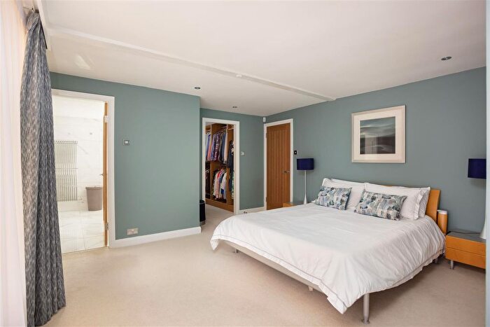 4 Bedroom Detached House For Sale In The Haybarn, Hall Park Road, Walton, Wetherby, LS23