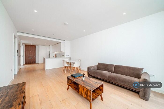 1 Bedroom Flat To Rent In Hampton Tower, Canary Wharf, E14