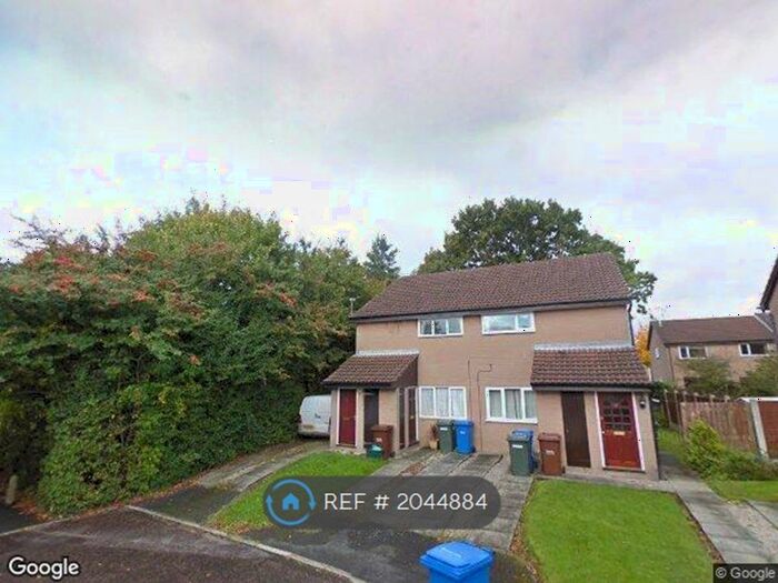 Studio To Rent In Oak Croft, Clayton-Le-Woods, Chorley, PR6