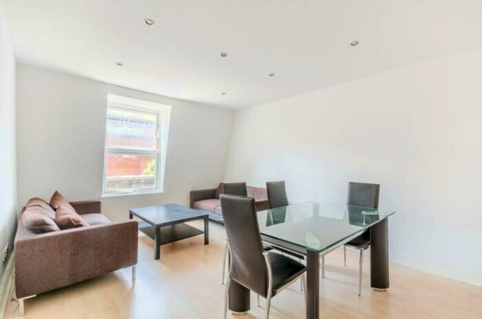 2 Bedroom Flat To Rent In Boston Place, Marylebone, NW1