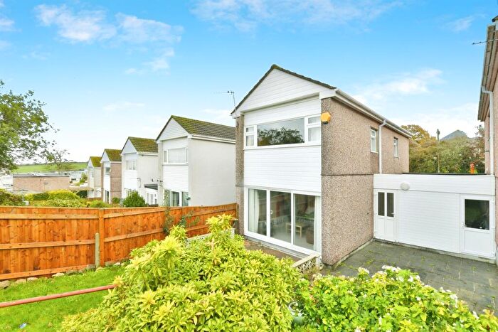 3 Bedroom Detached House For Sale In Hartland Close, Plymouth, PL6