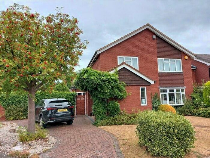 4 Bedroom Detached House To Rent In St Andrews Road, Sutton Coldfield, B75