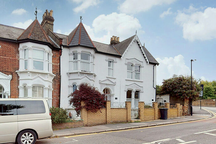 3 Bedroom Flat To Rent In Oakfield Road, Finsbury Park, N4