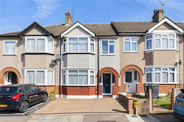 3 Bedroom Terraced House For Sale In Dorchester Close, Dartford, Kent, DA1