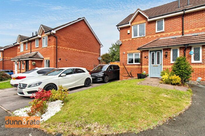 3 Bedroom Semi-Detached House For Sale In Festival Close, Etruria, ST6