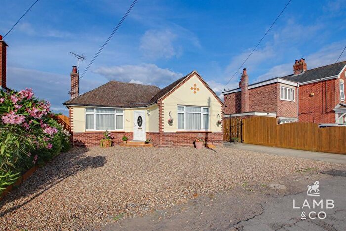 2 Bedroom Detached Bungalow For Sale In The Street, Little Clacton, Clacton-On-Sea, CO16