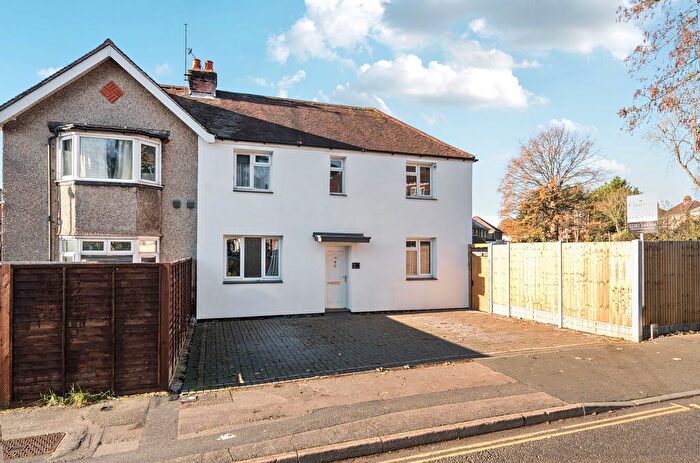 3 Bedroom Semi-Detached House For Sale In Stoneham Lane, Stoneham, Southampton, Hampshire, SO16
