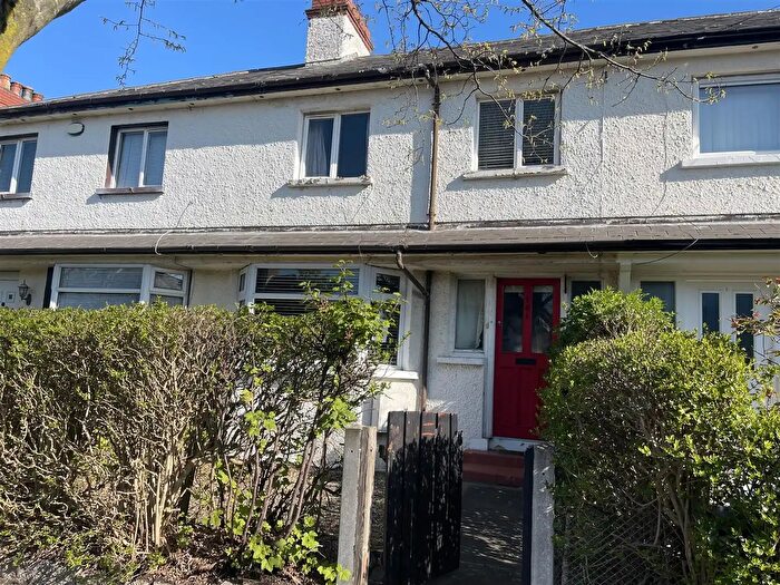 3 Bedroom Terrace House For Sale In Ulsterville Avenue, Belfast, BT9
