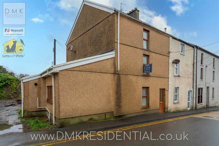 3 Bedroom Terraced House To Rent In Abbey Street, Kidwelly, SA17