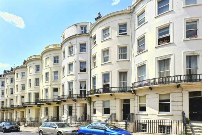 2 Bedroom Apartment To Rent In Brunswick Place, Hove, East Sussex, BN3