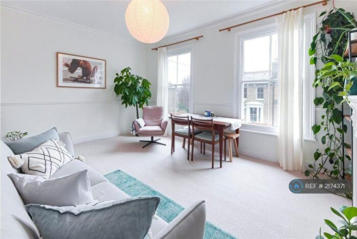 1 Bedroom Flat To Rent In Penshurst Road, London, E9