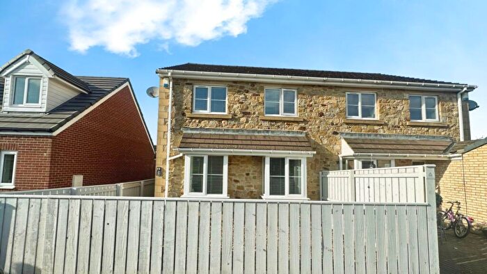 3 Bedroom Semi-Detached House To Rent In The Gables, Dipton, Stanley, Durham, DH9