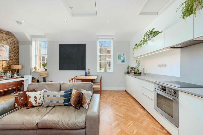 3 Bedroom Semi-Detached House To Rent In Prima Road, London, SW9