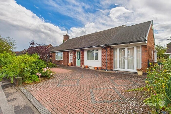 2 Bedroom Detached Bungalow For Sale In Beech Close, Uttoxeter, ST14