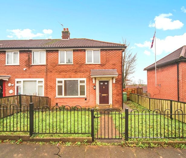 3 Bedroom End Terrace House For Sale In Lightbounds Road, Bolton, BL1