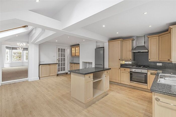 4 Bedroom Detached House To Rent In Rigault Road, London, SW6