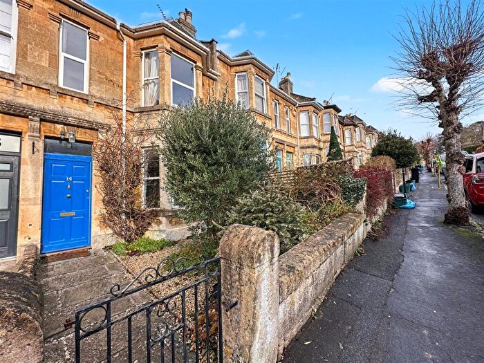 3 Bedroom Terraced House For Sale In Kipling Avenue, Bath, BA2