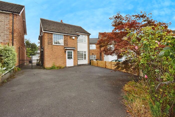 3 Bedroom Detached House For Sale In Fairstone Hill, Oadby, Leicester, LE2