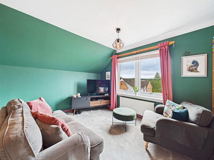 2 Bedroom Flat For Sale In Jedburgh Place, Perth, PH1