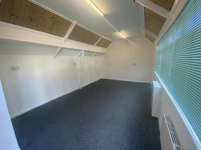 Bungalow To Rent In Earl Street, Watford, WD17