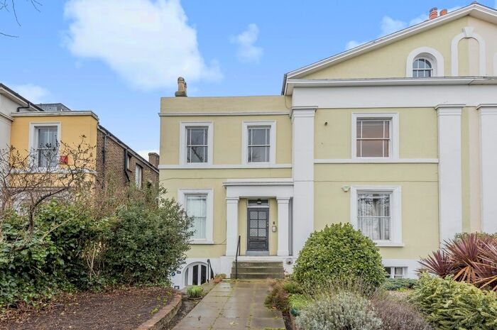 2 Bedroom Flat To Rent In Shooters Hill Road, London, SE3