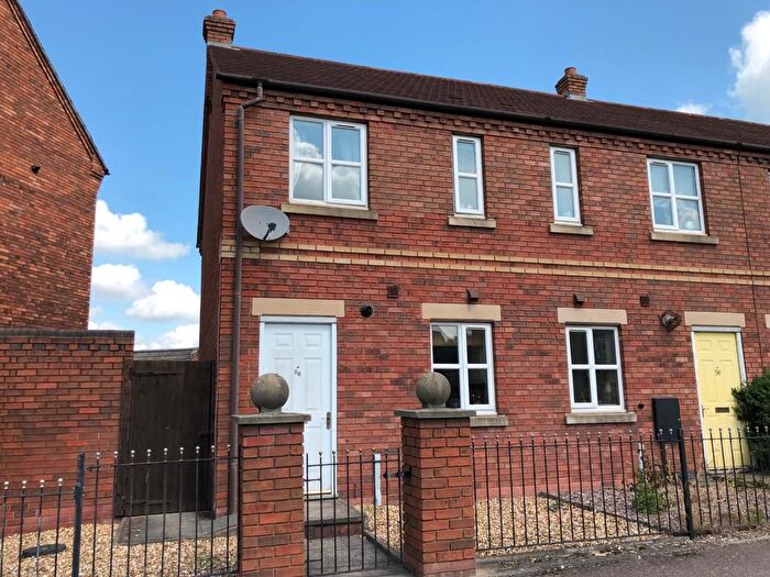 2 Bedroom Property To Rent In Sainte Foy Avenue, Lichfield, WS13