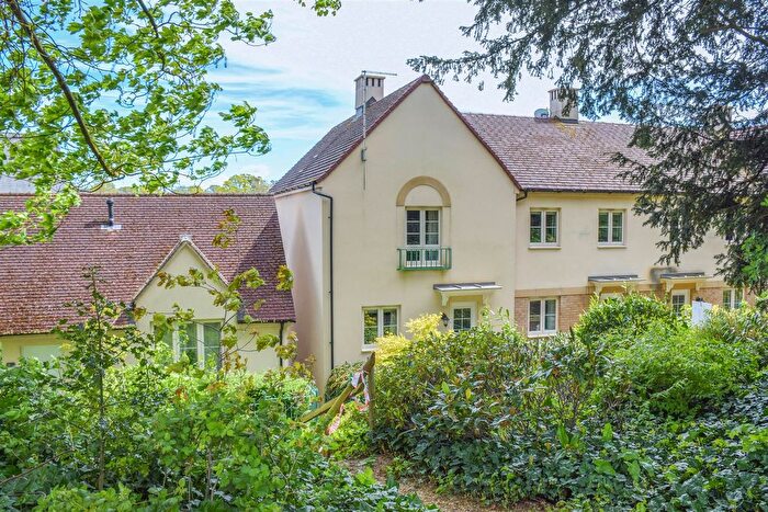 4 Bedroom End Terrace House For Sale In Sir Bernard Lovell Road, Malmesbury, SN16