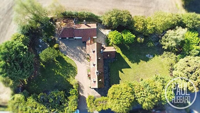 5 Bedroom Detached House For Sale In The Street, Tibenham, NR16