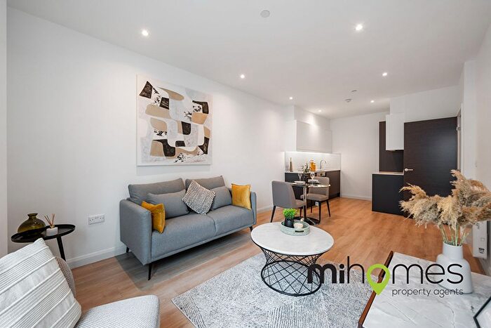 1 Bedroom Flat To Rent In Bath Road, Slough, SL1