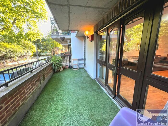 2 Bedroom Flat To Rent In Fletcher Street, Tower Hill, E1
