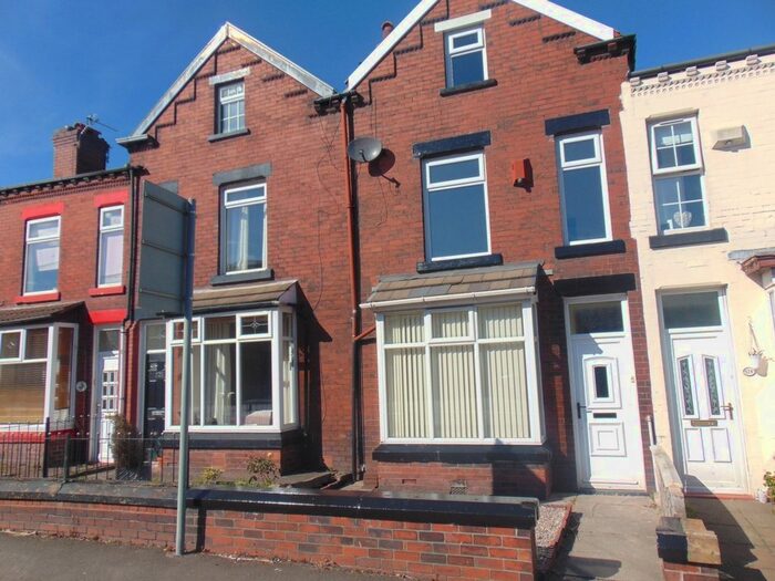 4 Bedroom Terraced House To Rent In St. Helens Road, Bolton, BL3