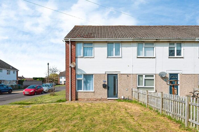 3 Bedroom End Of Terrace House For Sale In Northmore Road, Locks Heath, Southampton, SO31
