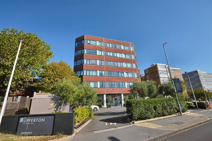 1 Bedroom Flat To Rent In Upperton Road, Eastbourne, BN21