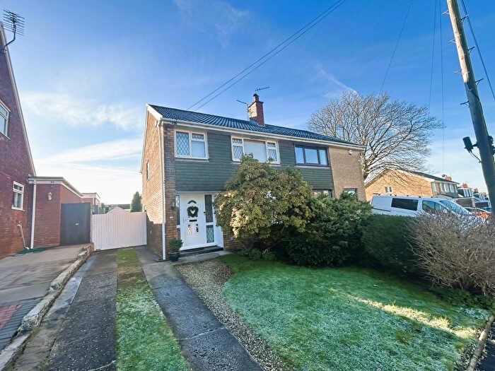 3 Bedroom Semi Detached House For Sale In Gwelfor, Dunvant, SA2