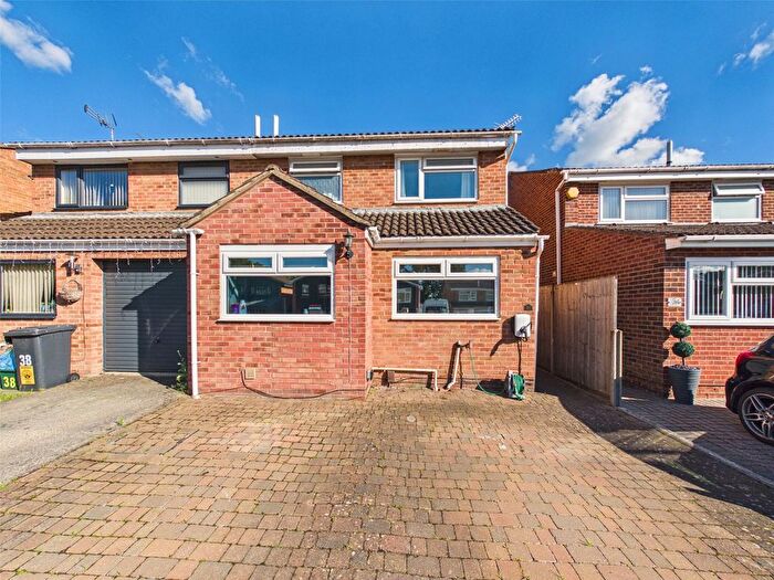3 Bedroom Semi-Detached House For Sale In Barleycroft Close, Matson, Gloucester, Gloucestershire, GL4