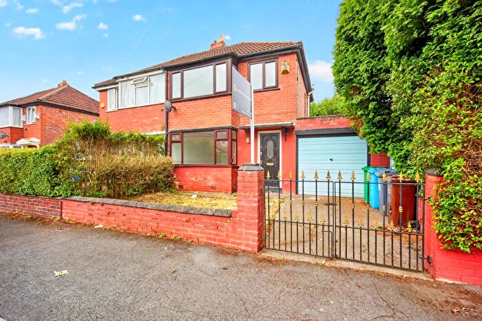 3 Bedroom Semi-Detached House For Sale In Long Street, Manchester, M18
