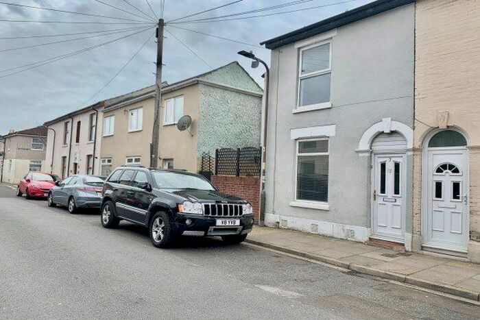 2 Bedroom Property To Rent In Langley Road, Portsmouth, PO2