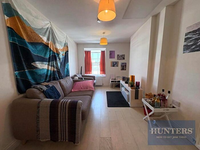 1 Bedroom Flat To Rent In Winchcombe Street, Flat, GL52