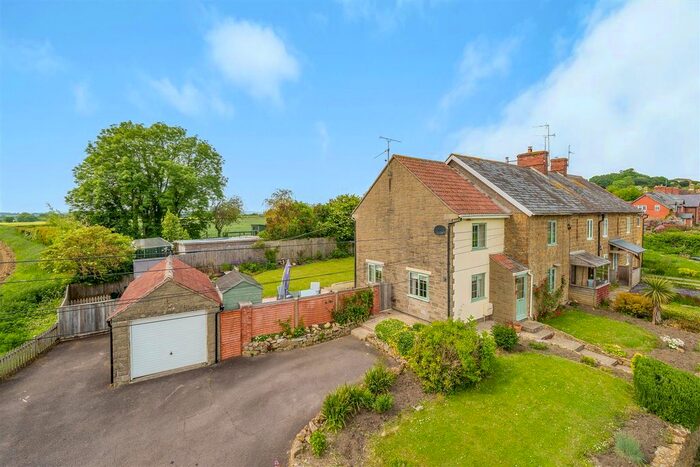 4 Bedroom Semi Detached House For Sale In Puckington, Ilminster, TA19