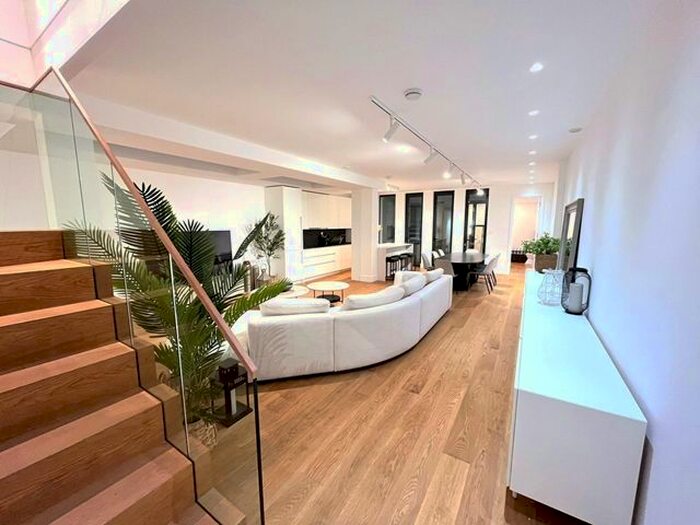 4 Bedroom Flat To Rent In Salcombe Gardens, Clapham Common North Side, Clapham, London, SW4