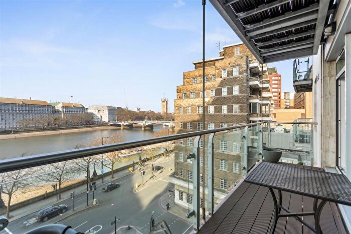 1 Bedroom Flat To Rent In Albert Embankment, Vauxhall, London, SE1