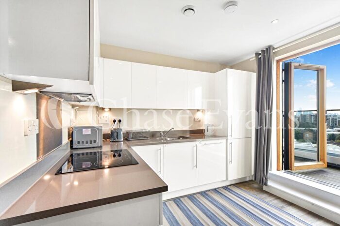 1 Bedroom Flat To Rent In St. Ives Place, Poplar, London, E14