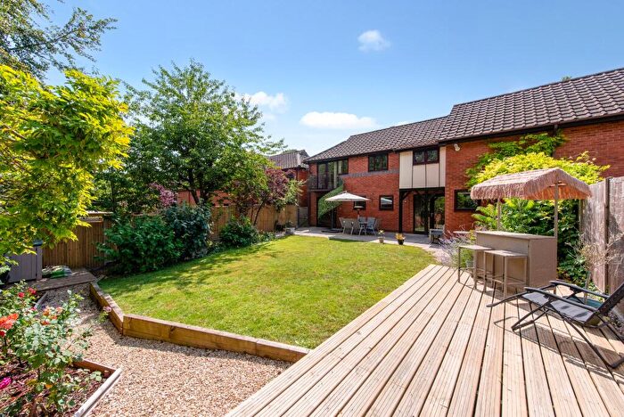 4 Bedroom Detached House For Sale In Parliament Place, Winchester, SO22
