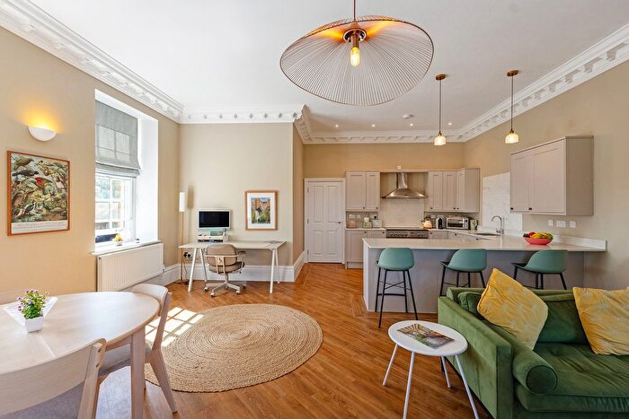 2 Bedroom Flat For Sale In Gatacre Claverley Wolverhampton, Shropshire, WV5