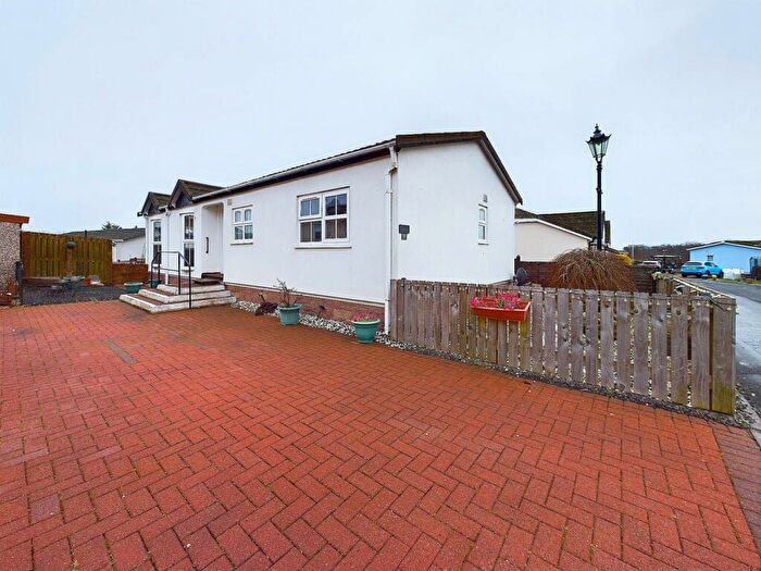 2 Bedroom Detached Bungalow For Sale In Willow Wood Park, West Calder, EH55