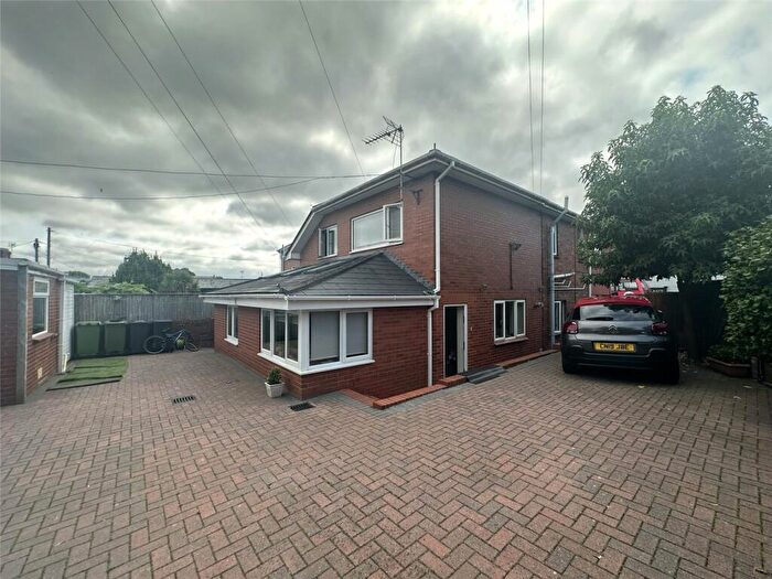 5 Bedroom End Of Terrace House To Rent In Cowick Street, Exeter, Devon, EX4