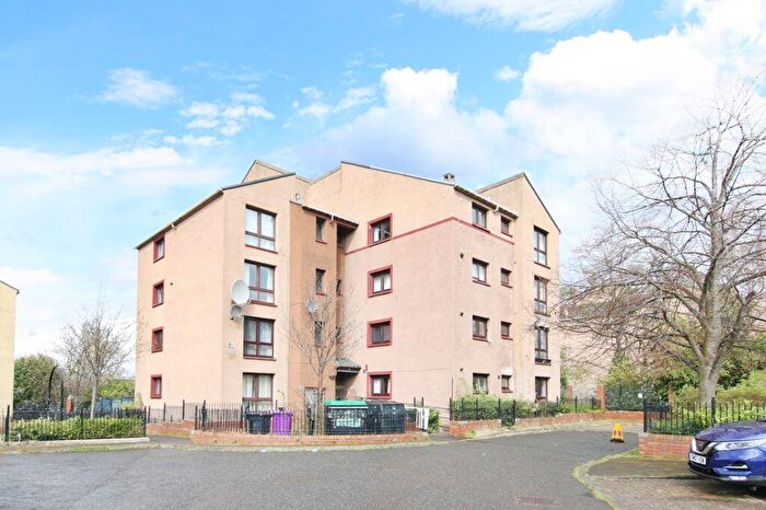 2 Bedroom Flat For Sale In / Greenacre, Wester Hailes, Edinburgh, EH14