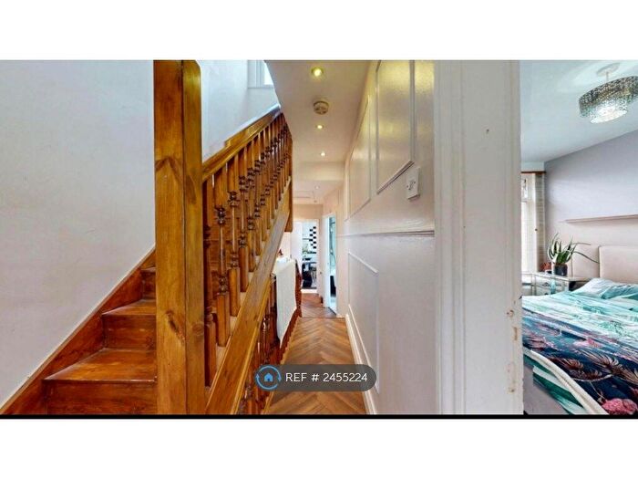 2 Bedroom Flat To Rent In St Kildas Road, Harrow On The Hill, HA1