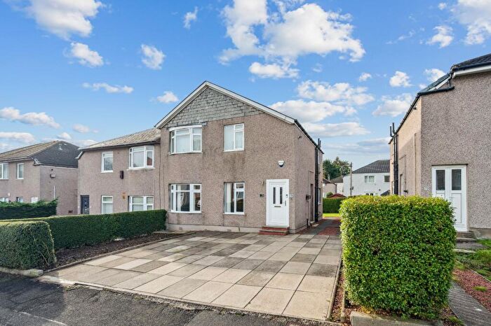 2 Bedroom Flat To Rent In Ashcroft Drive, Croftfoot, Glasgow, G44